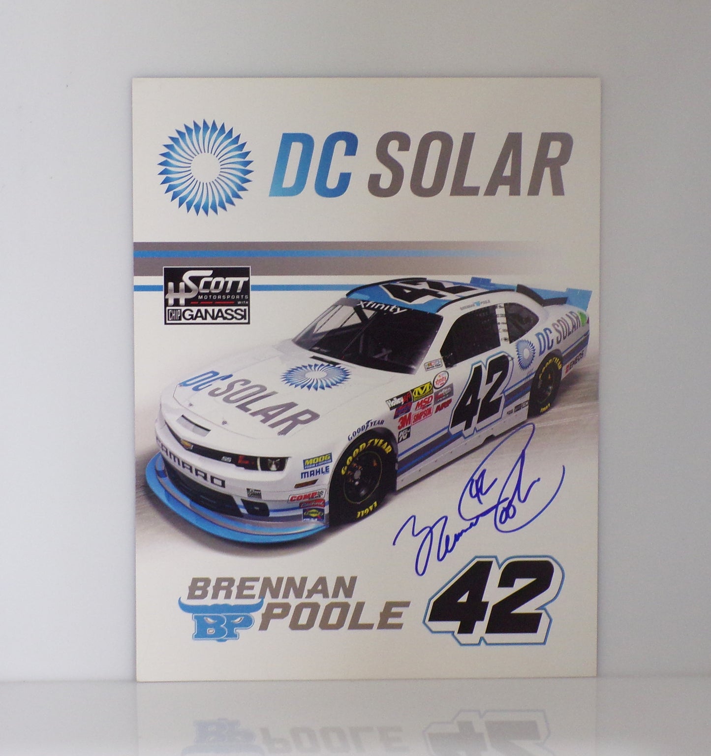 Item F195 - Autographed Nascar Hero Cards Lot of 12