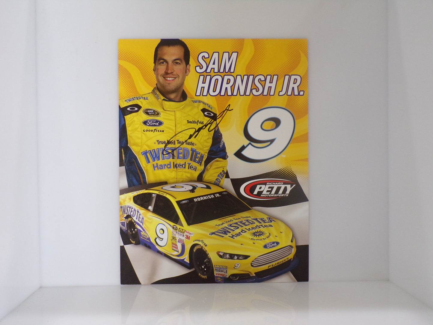 Item F224 - Autographed Nascar Hero Cards Lot of 12