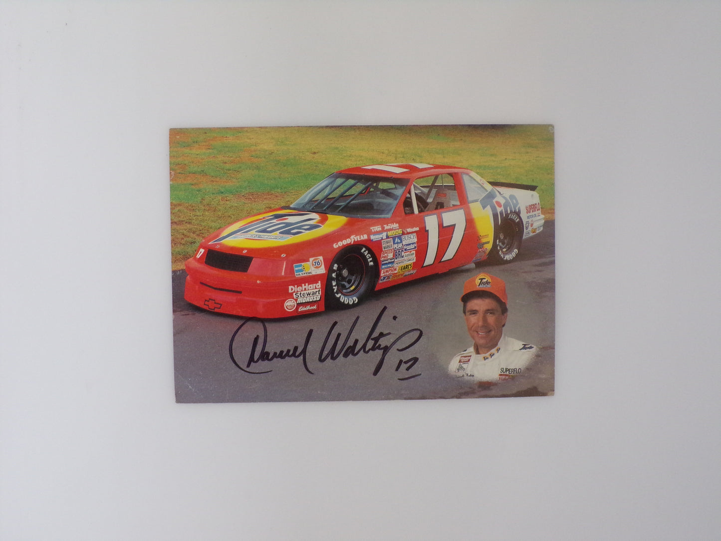 Item F229 - Autographed Nascar Hero Cards Lot of 12