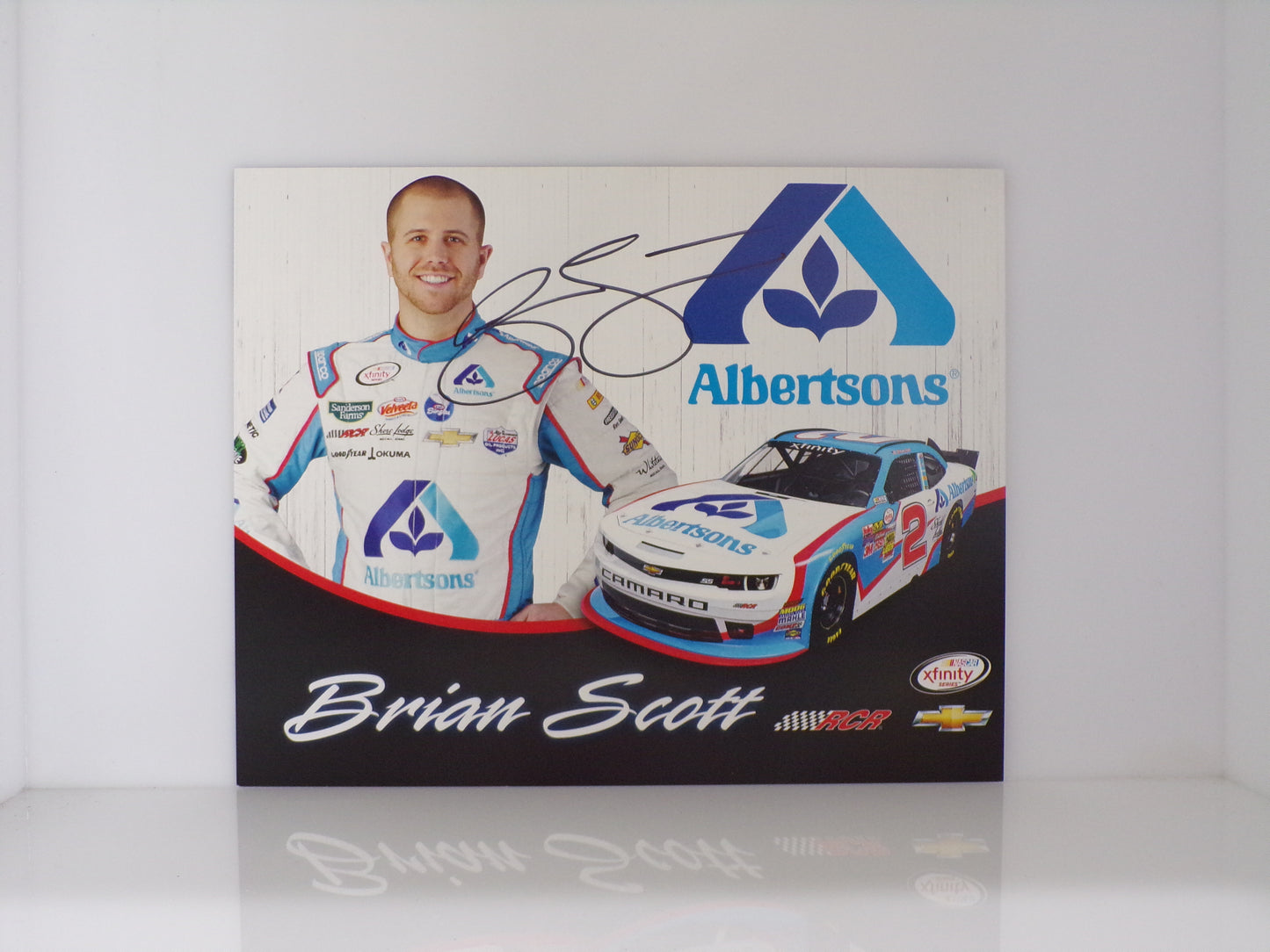 Item F229 - Autographed Nascar Hero Cards Lot of 12