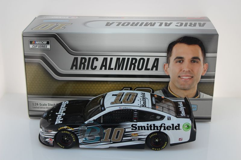 Item CL25-004 - Aric Almirola 2021 Smithfield 1:24 Nascar Diecast