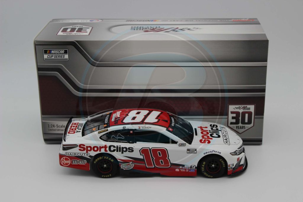 Item CL25-013 - Kyle Busch 2021 Sport Clips 1:24 Nascar Diecast