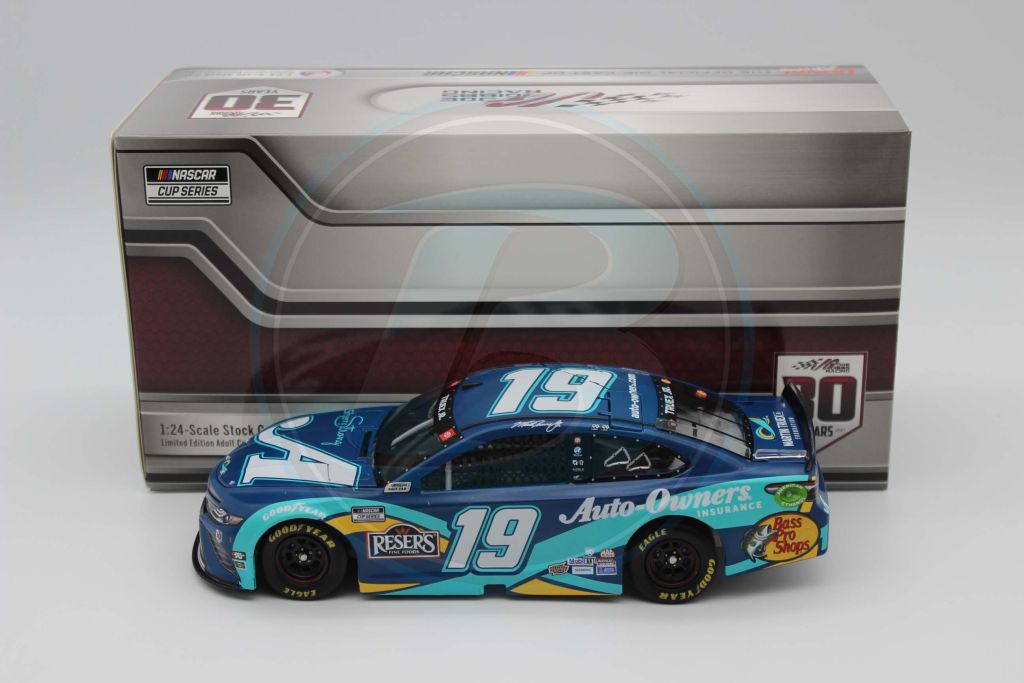 Item CL25-015 - Martin Truex Jr 2021 Auto-Owners / Sherry Strong 1:24 Nascar Diecast