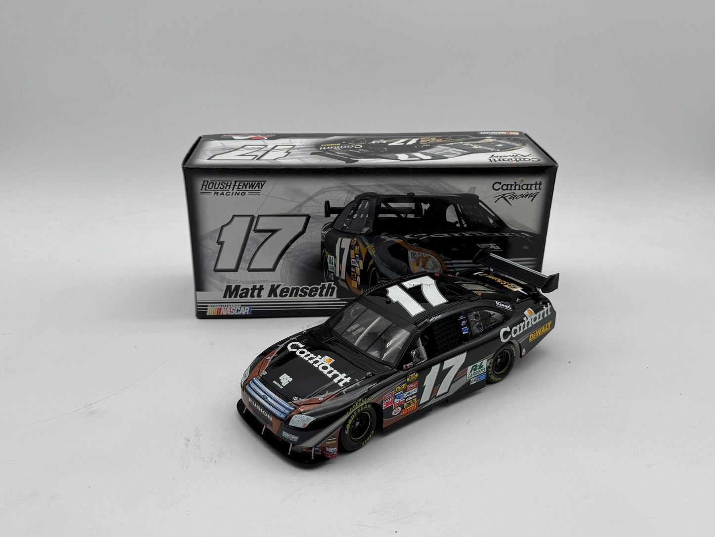 Item F837 - Matt Kenseth #17 Carhartt 2007 Fusion COT Limited Edition