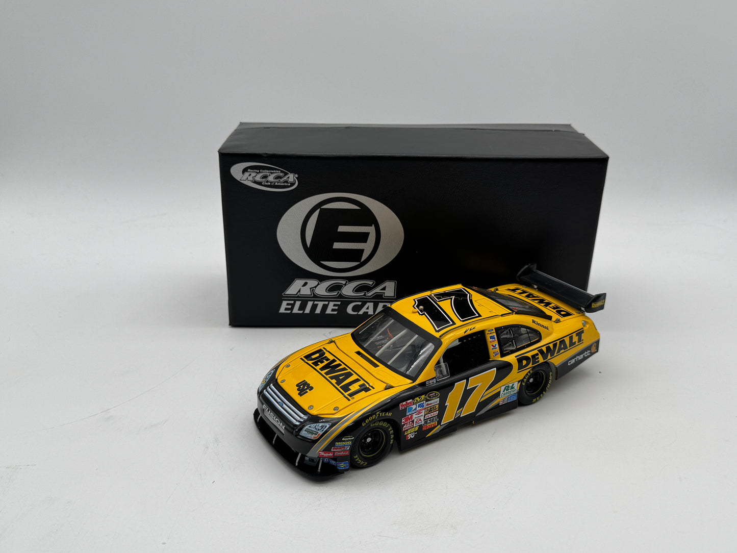 Item F900 - Matt Kenseth #17 DeWalt 2008 Fusion Elite