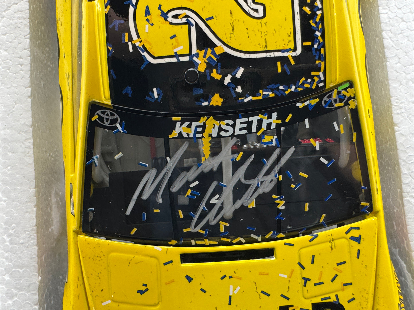 Item F933 - Matt Kenseth #20 Dollar General Bristol Win 2013 Camry **Autographed**