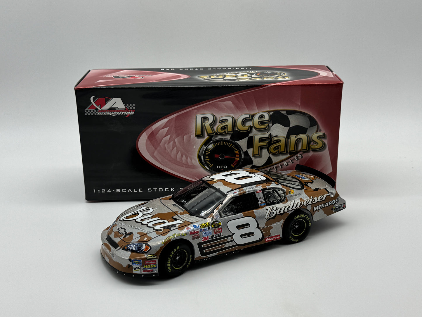 Item G128 - Dale Earnhardt Jr #8 Budweiser Came American Hereos 2007 Monte Carlo Mesma Chrome