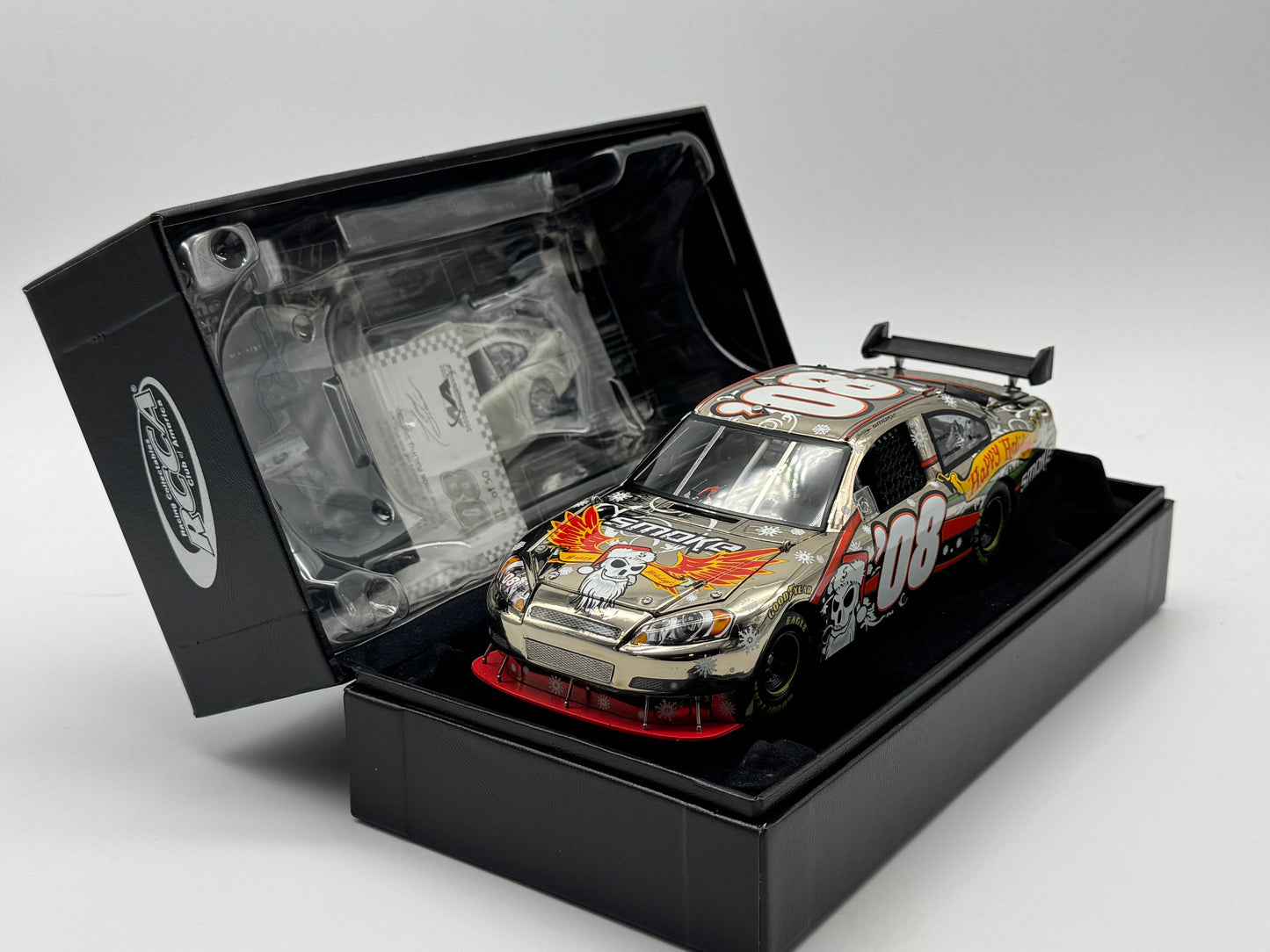 Item G388 - Tony Stewart #08 Sam Bass Holiday 2008 Elite White Gold **Din 2**