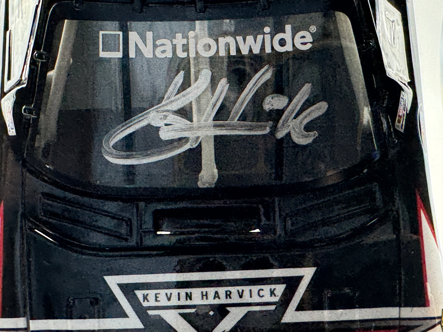 Item J637 - Kevin Harvick #33 Kevin Harvick Fan Club 2010 Impala Dual Autograph