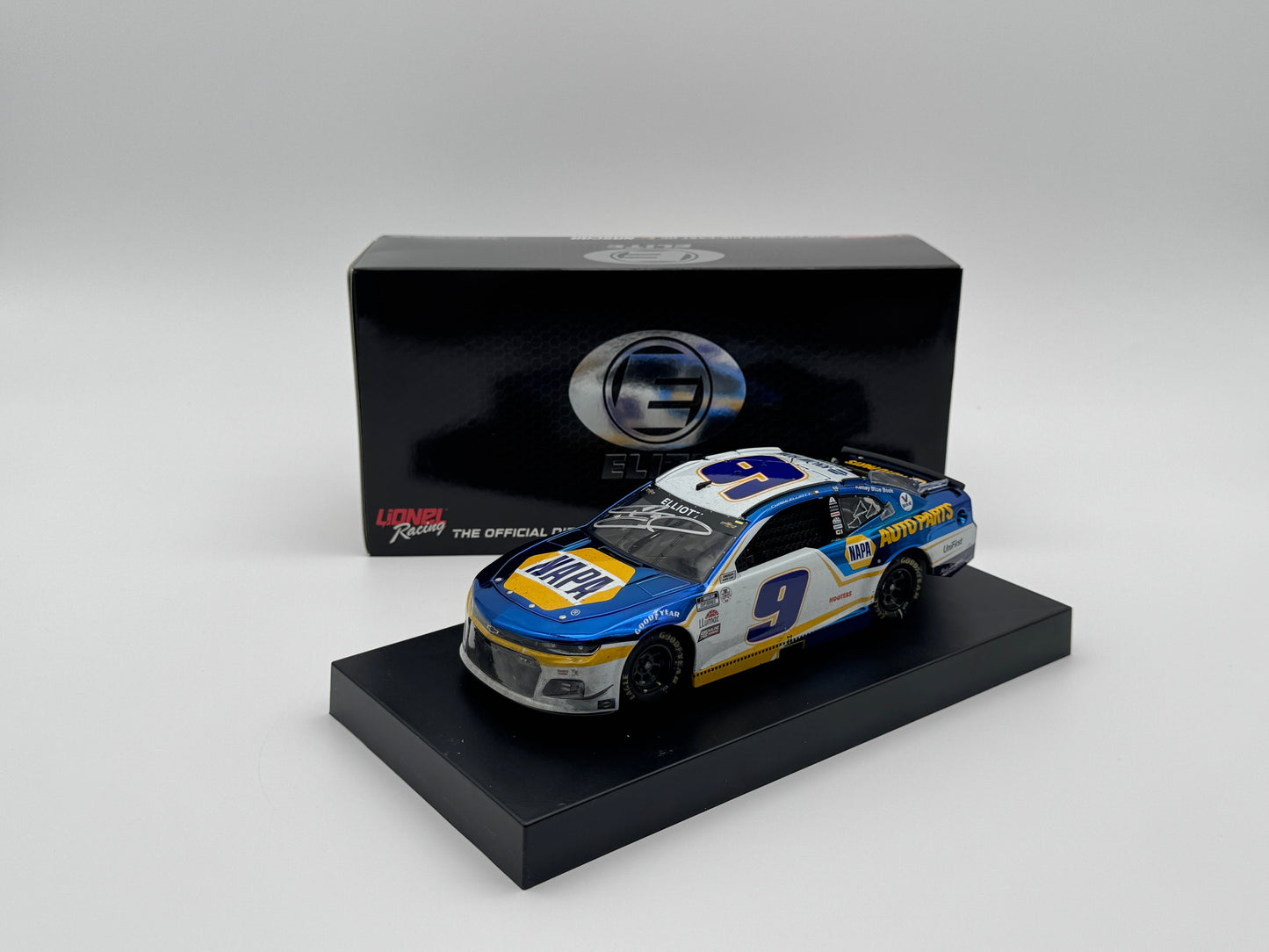 Circle B Auction