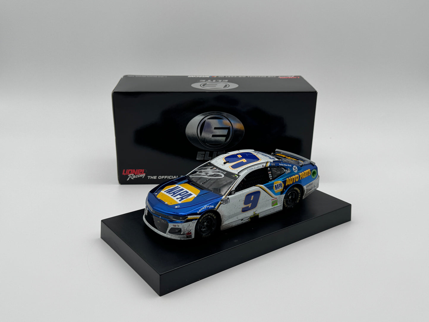 Circle B Auction