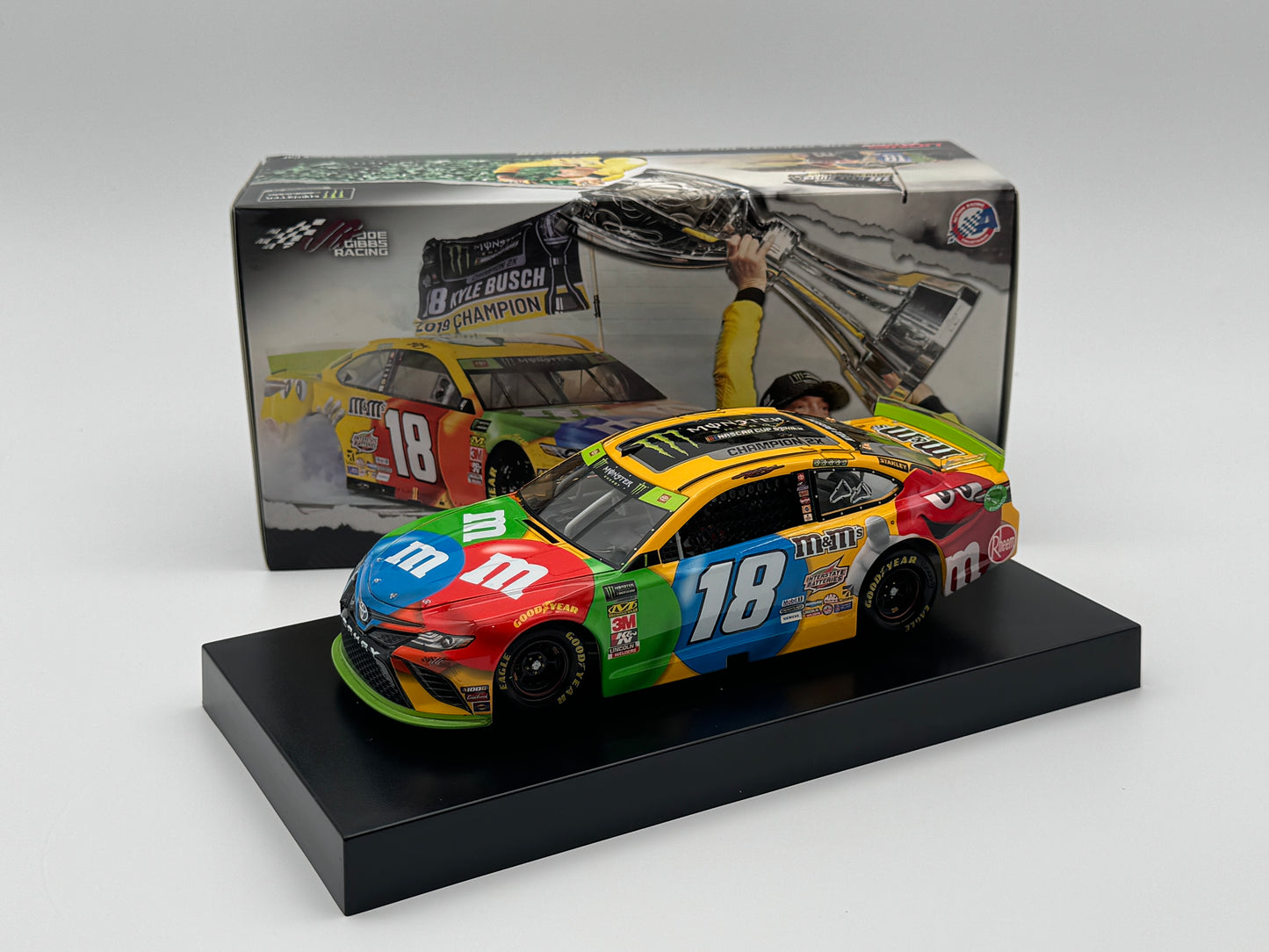 Item G675 - Kyle Busch #18 M&M'S Champion 2019 Camry