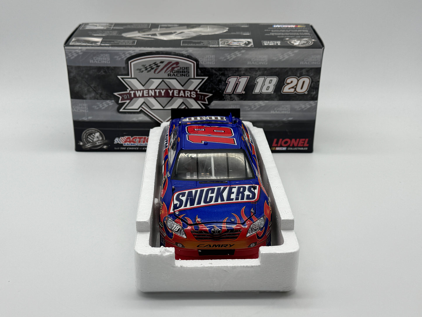 Item G470 - Kyle Busch #18 Snicker's 2011 Camry
