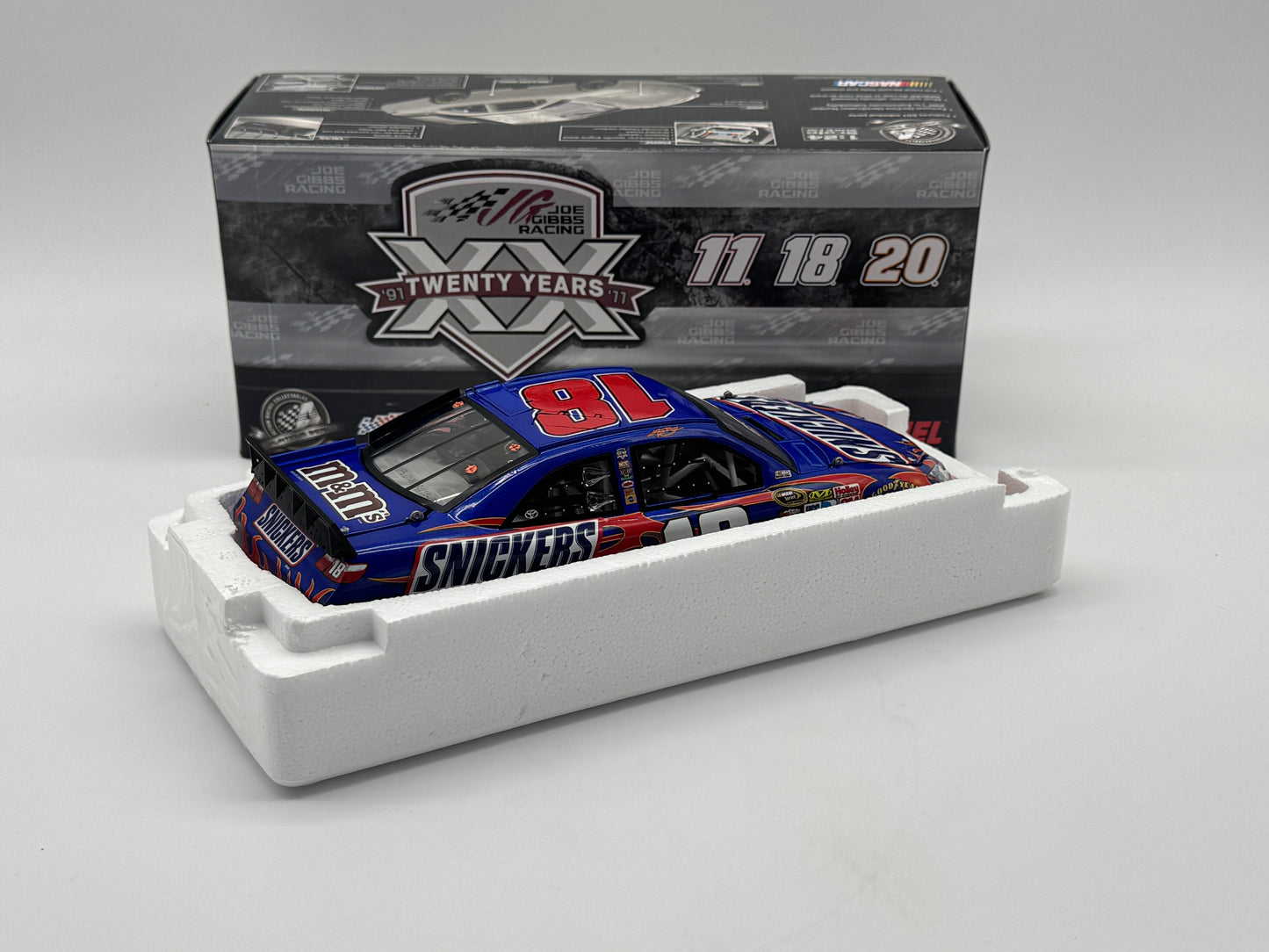 Item G470 - Kyle Busch #18 Snicker's 2011 Camry
