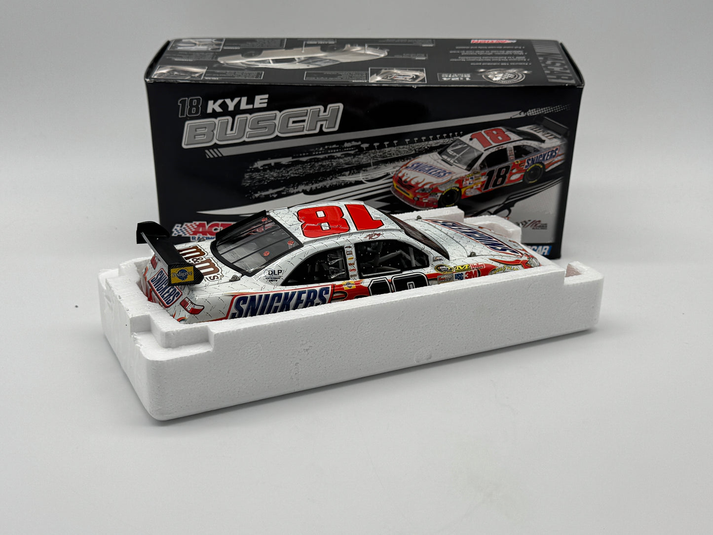 Item G475 - Kyle Busch #18 Snickers 2009 Camry