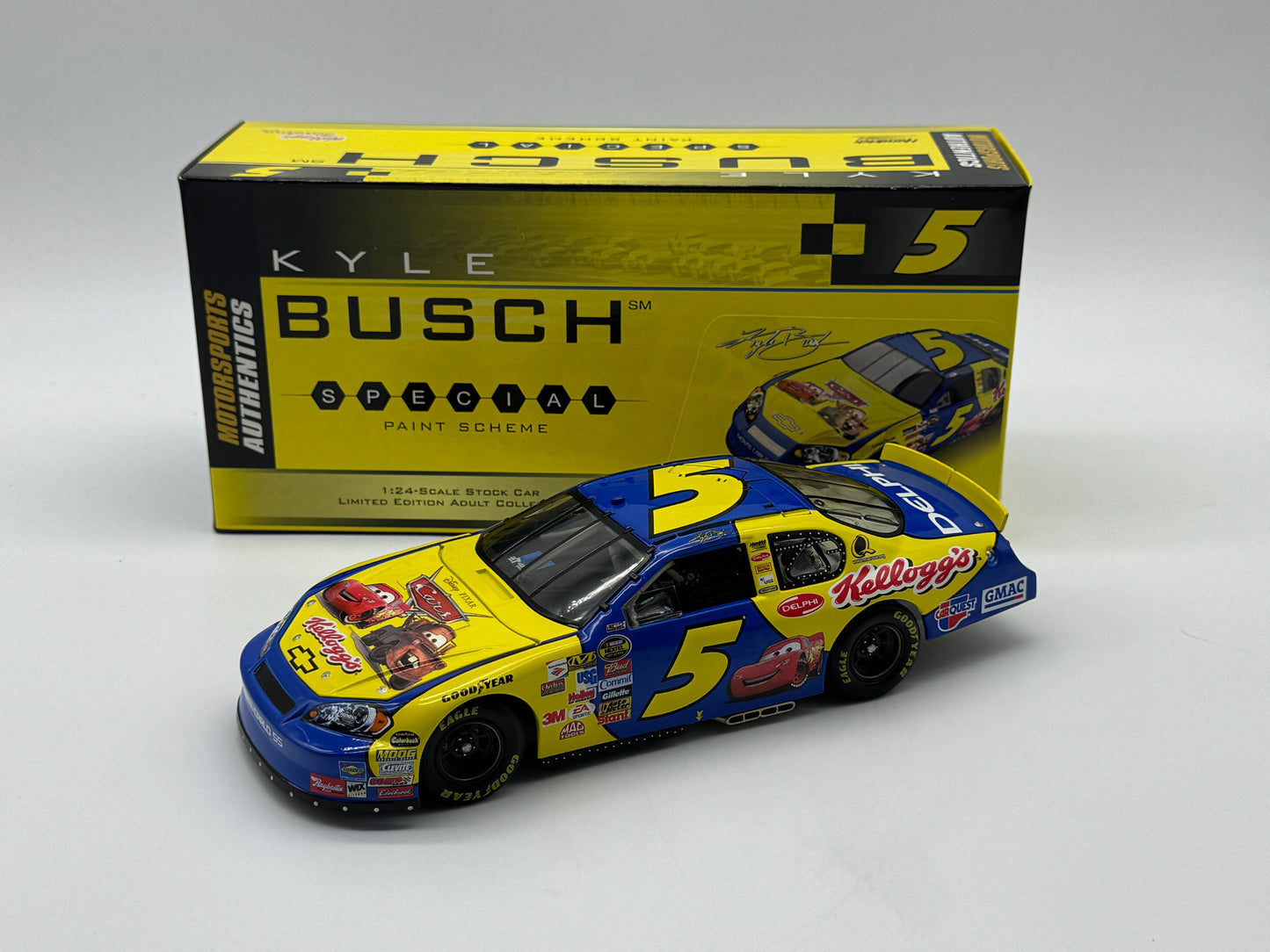 Item G530 - Kyle Busch #5 Kellogg's / Cars 2006 Monte Carlo SS