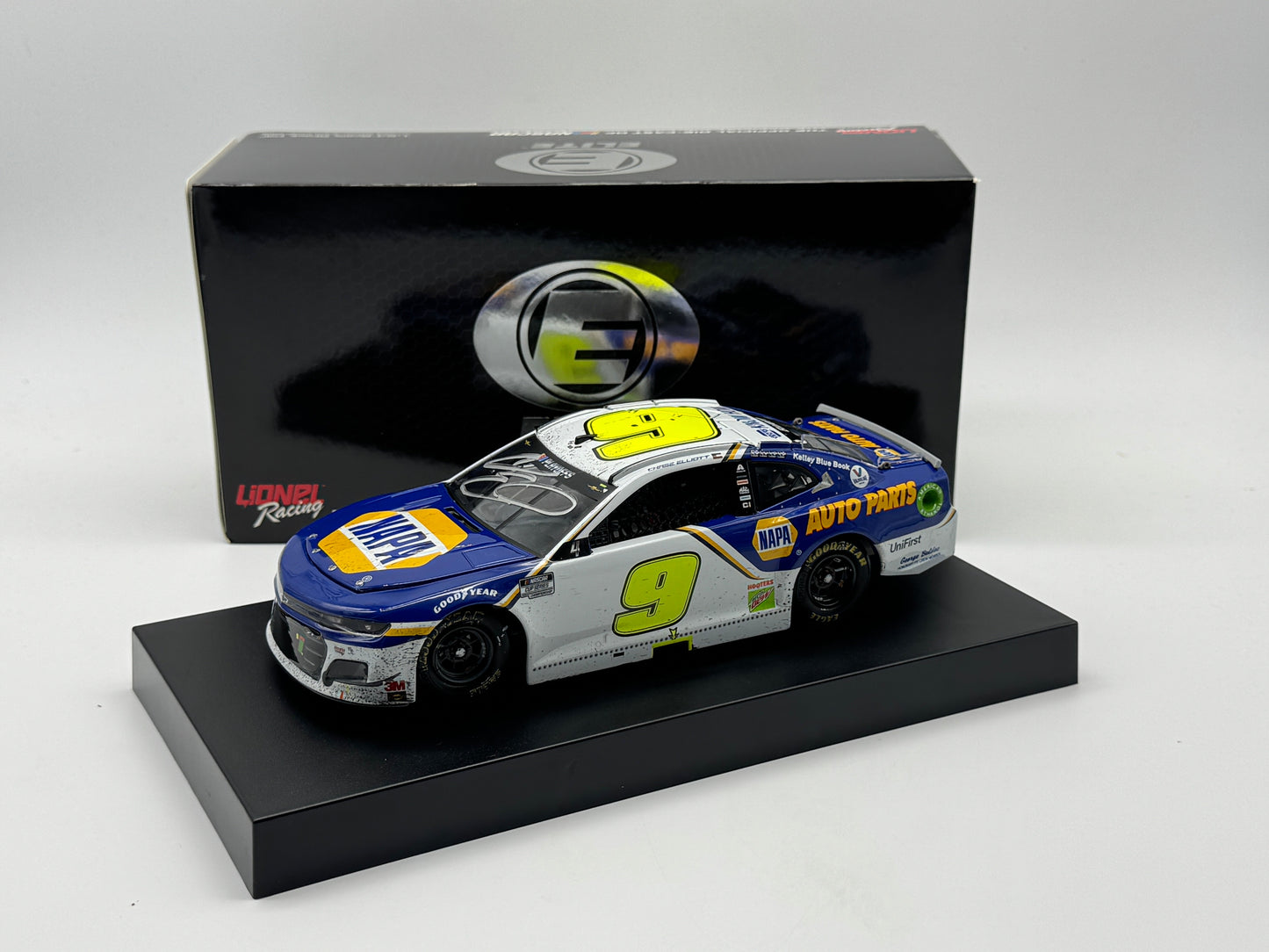 Circle B Auction