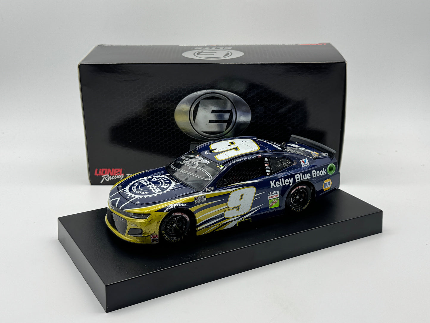 Circle B Auction