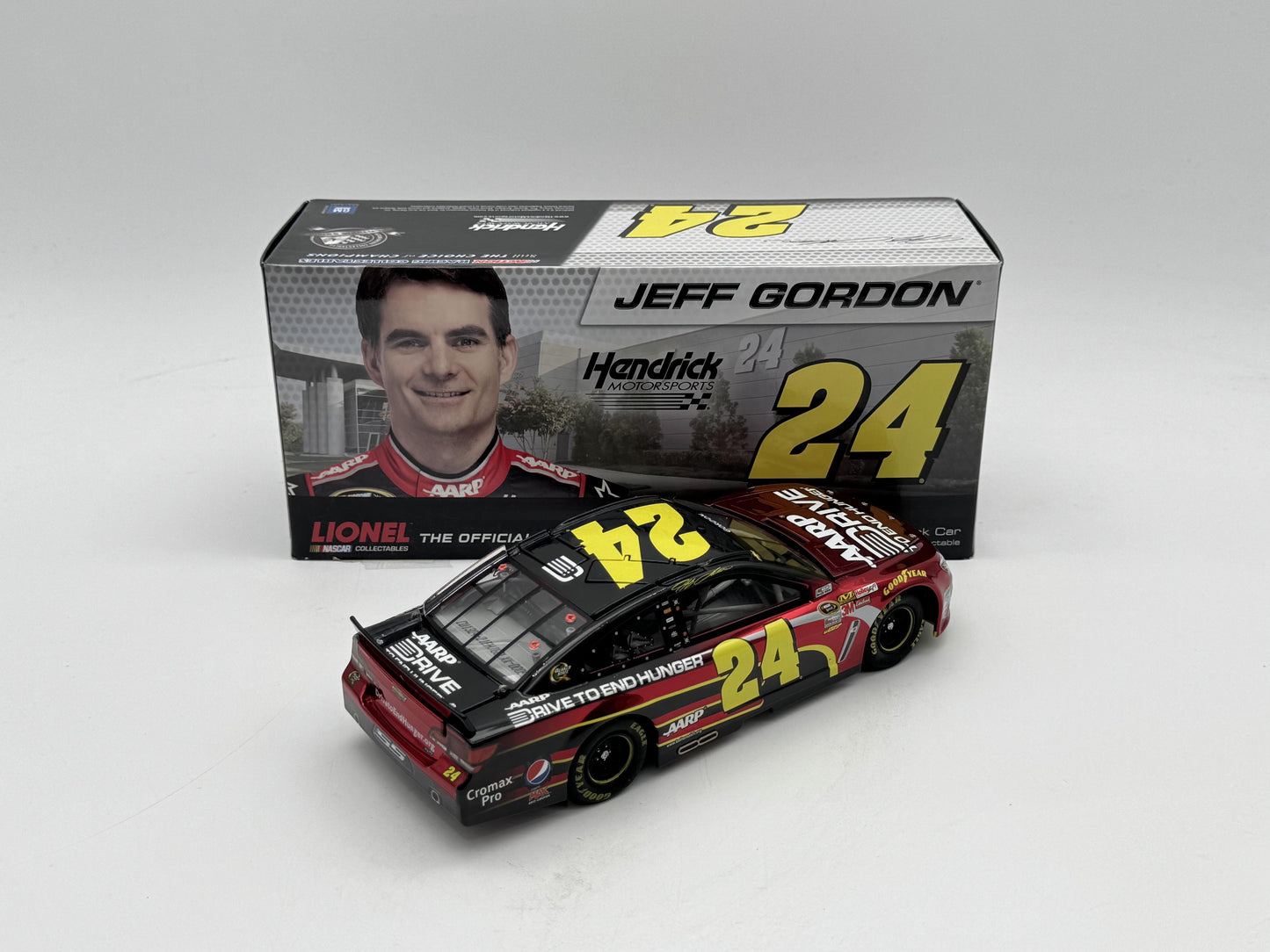 Item F108 - Jeff Gordon #24 AARP / Drive to End Hunger 2013 SS Color Chrome