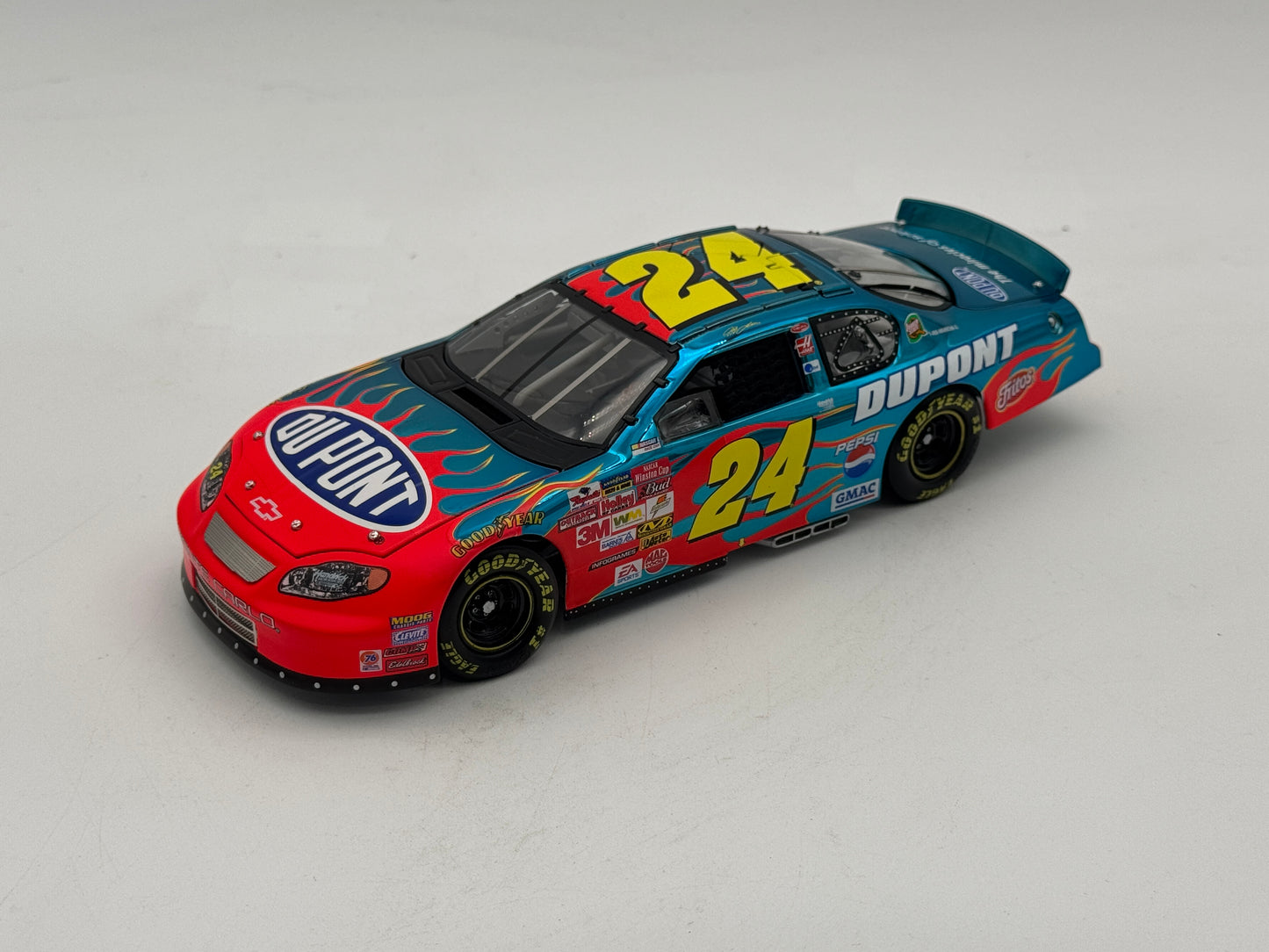Item F307 Jeff Gordon #24 2003 Dupont Color Chrome *No Box*