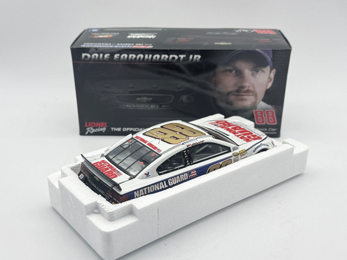 Item M930 - Dale Earnhardt Jr. #88 National Guard 2014 SS