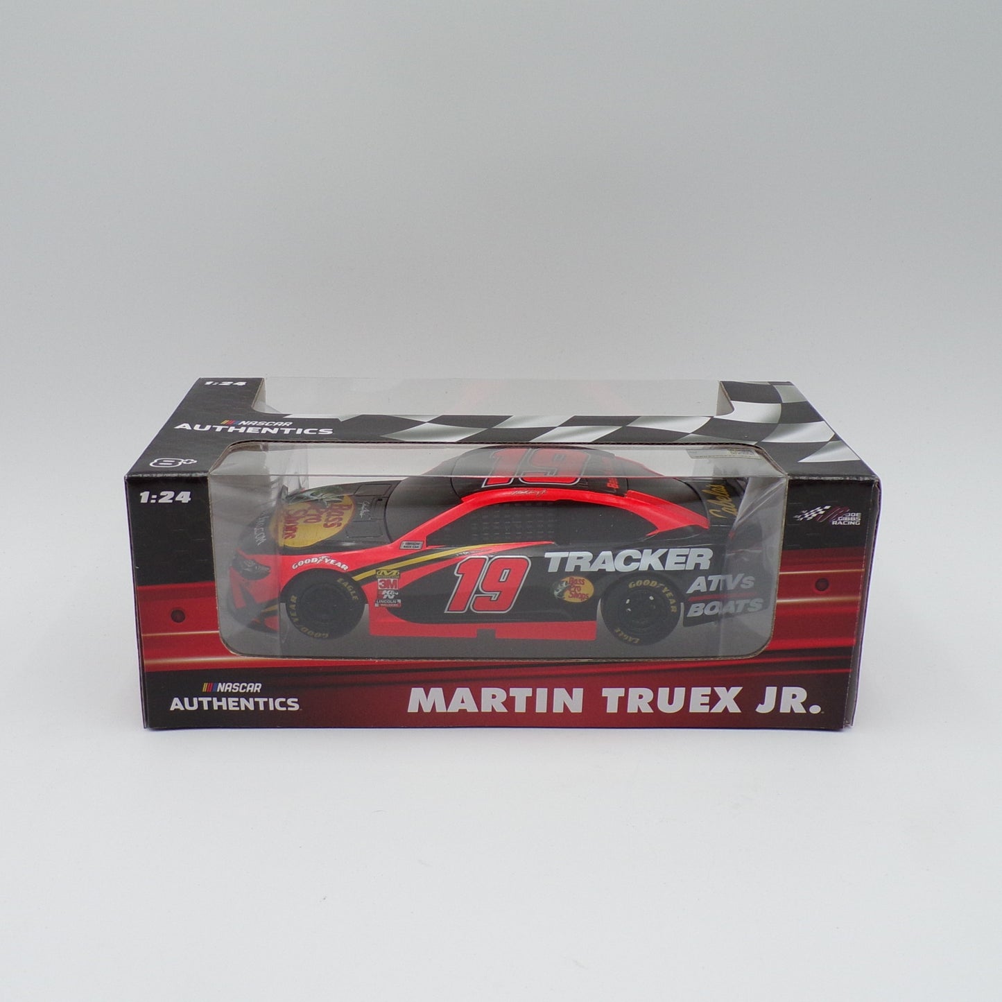 Item - B005 - Martin Truex Jr 2019 Bass Pro Shops 1:24 Nascar Authentics