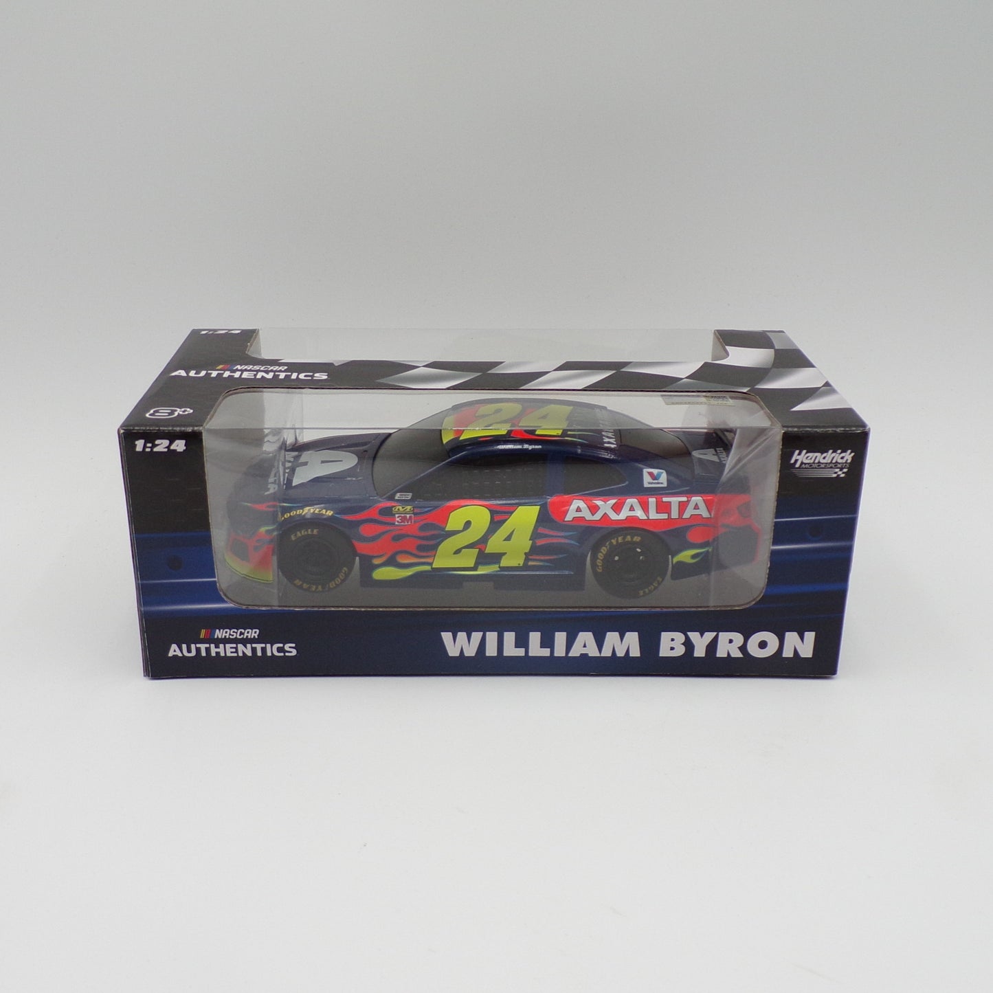 Item - B004 - William Byron 2019 Axalta 1:24 Nascar Authentics