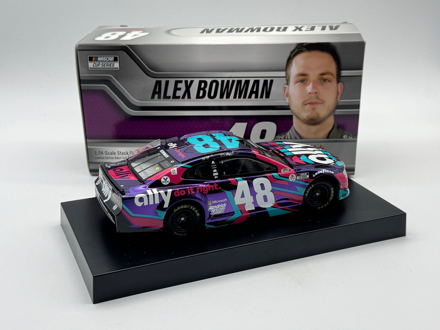 D - Item K402 - ALEX BOWMAN #48 Ally Fan Vote 2021 Camaro ZL1 Color Chrome **box dmg**