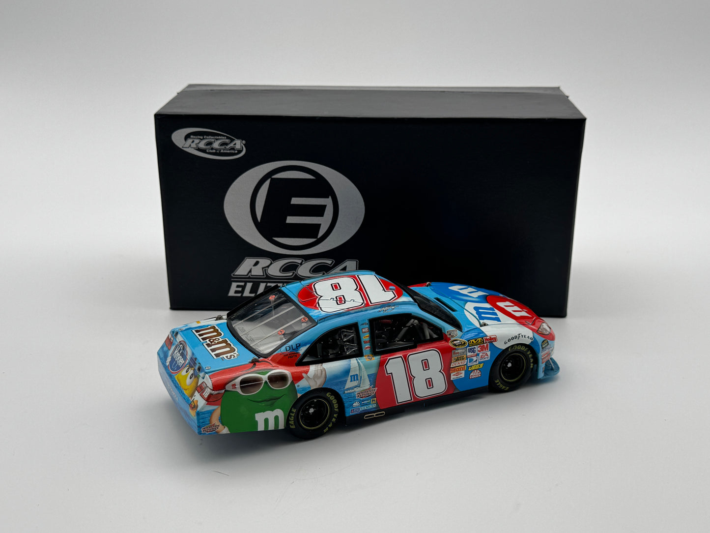 Item K366 - Kyle Busch #18 M&M's RWB Summer Fun 2008 Camry Elite **din 4 missing wing**