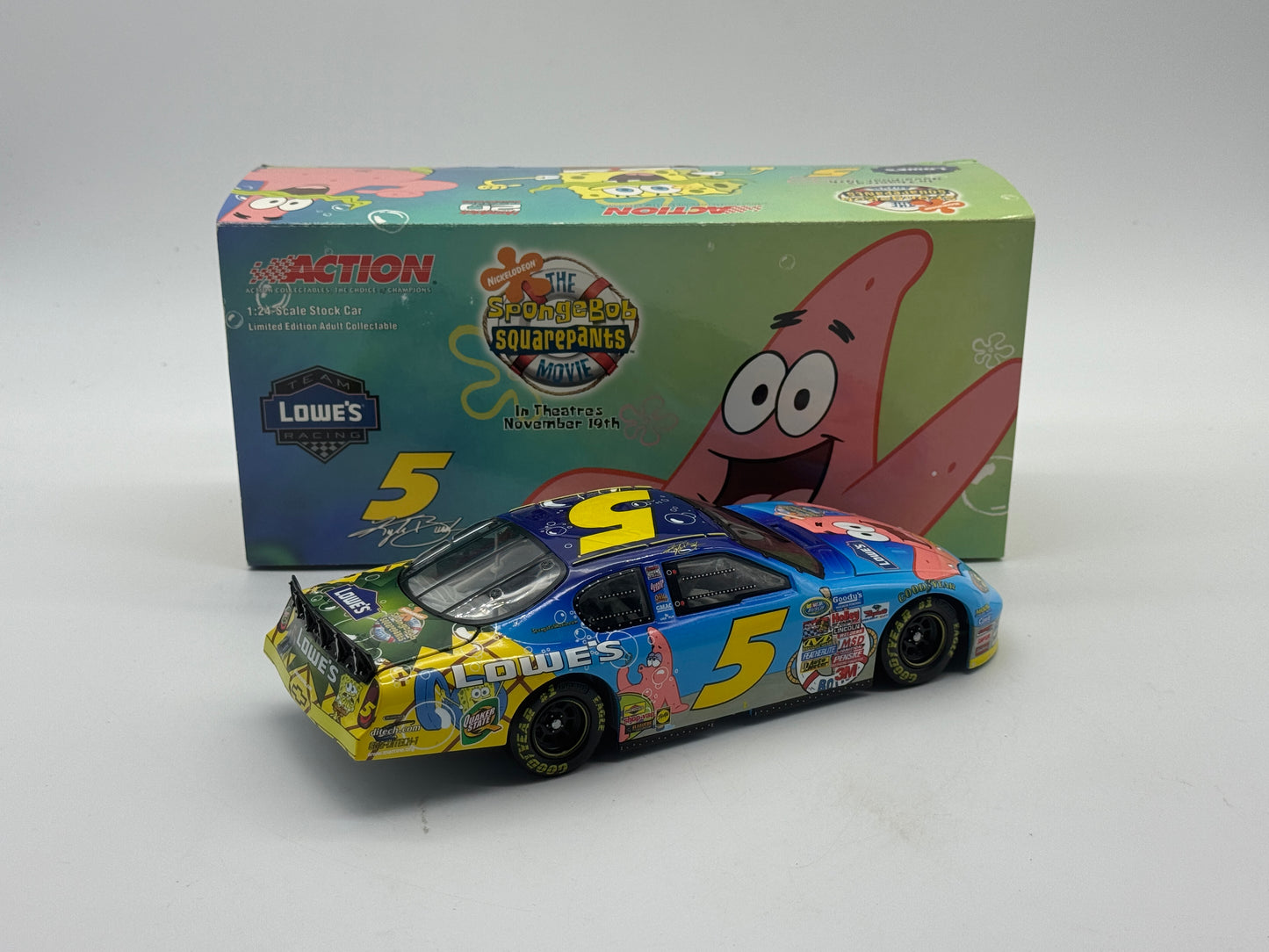 C - Item K531 - Kyle Busch #5 Lowe's / SpongeBob SquarePants 2004 Monte Carlo ARC