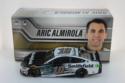 Item CL25-004 - Aric Almirola 2021 Smithfield 1:24 Nascar Diecast