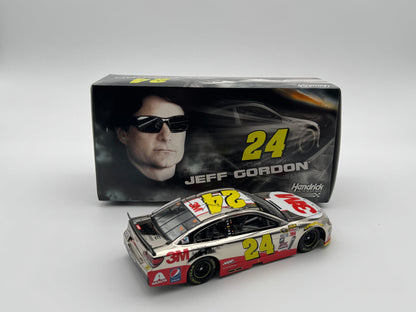 Item G608 - Jeff Gordon #24 3M RaceDay 2015 SS Color Chrome