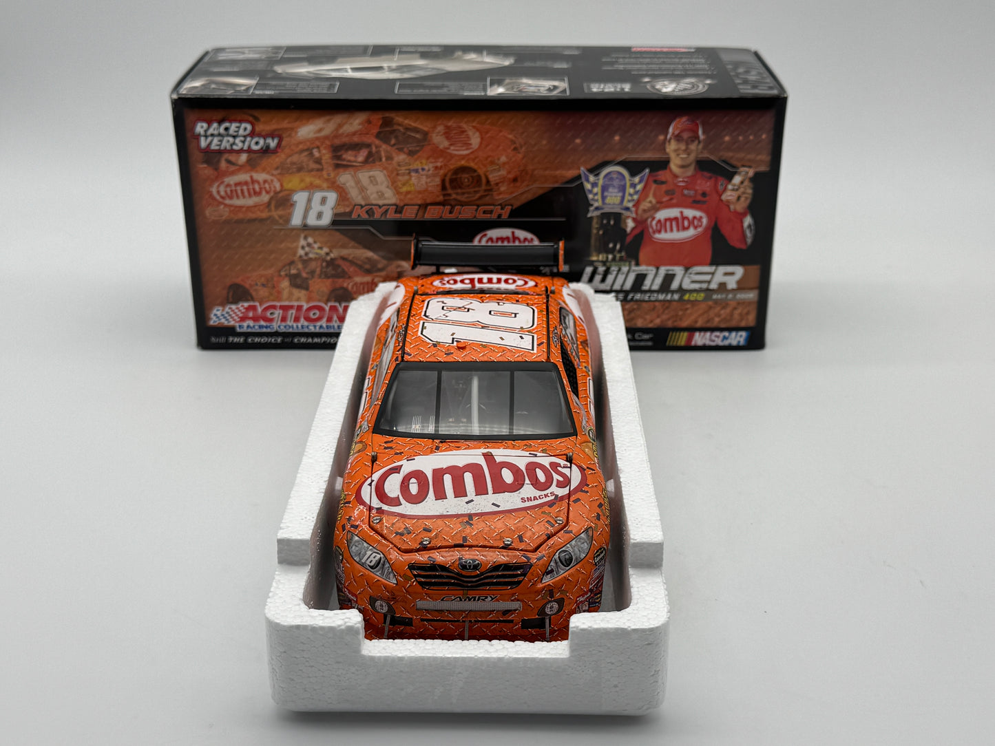 Item J869 - Kyle Busch #18 Combos Richmond Win 2009 Camry