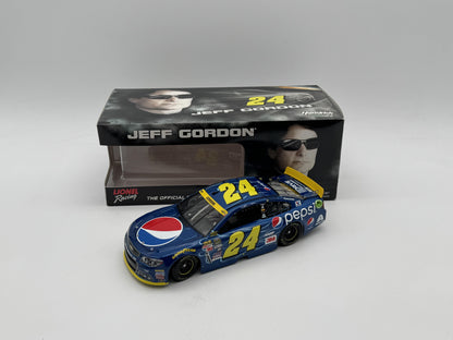 Item F033 - Jeff Gordon #24 Pepsi Chase 2015 SS