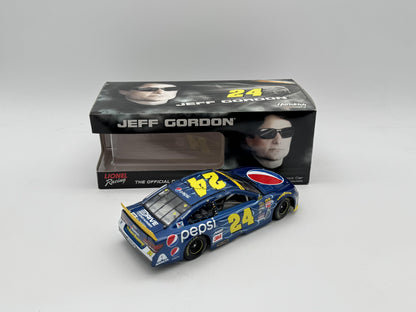 Item F033 - Jeff Gordon #24 Pepsi Chase 2015 SS