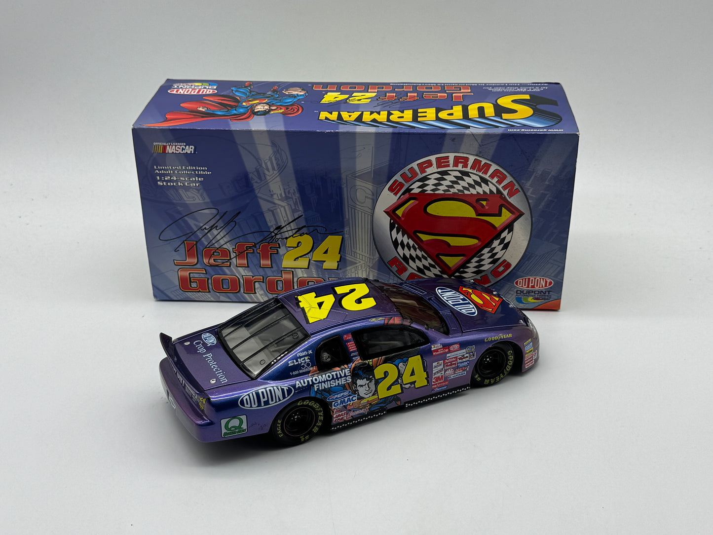 Item H411 - Jeff Gordon 1:24 Superman 1999 #24 Monte Carlo