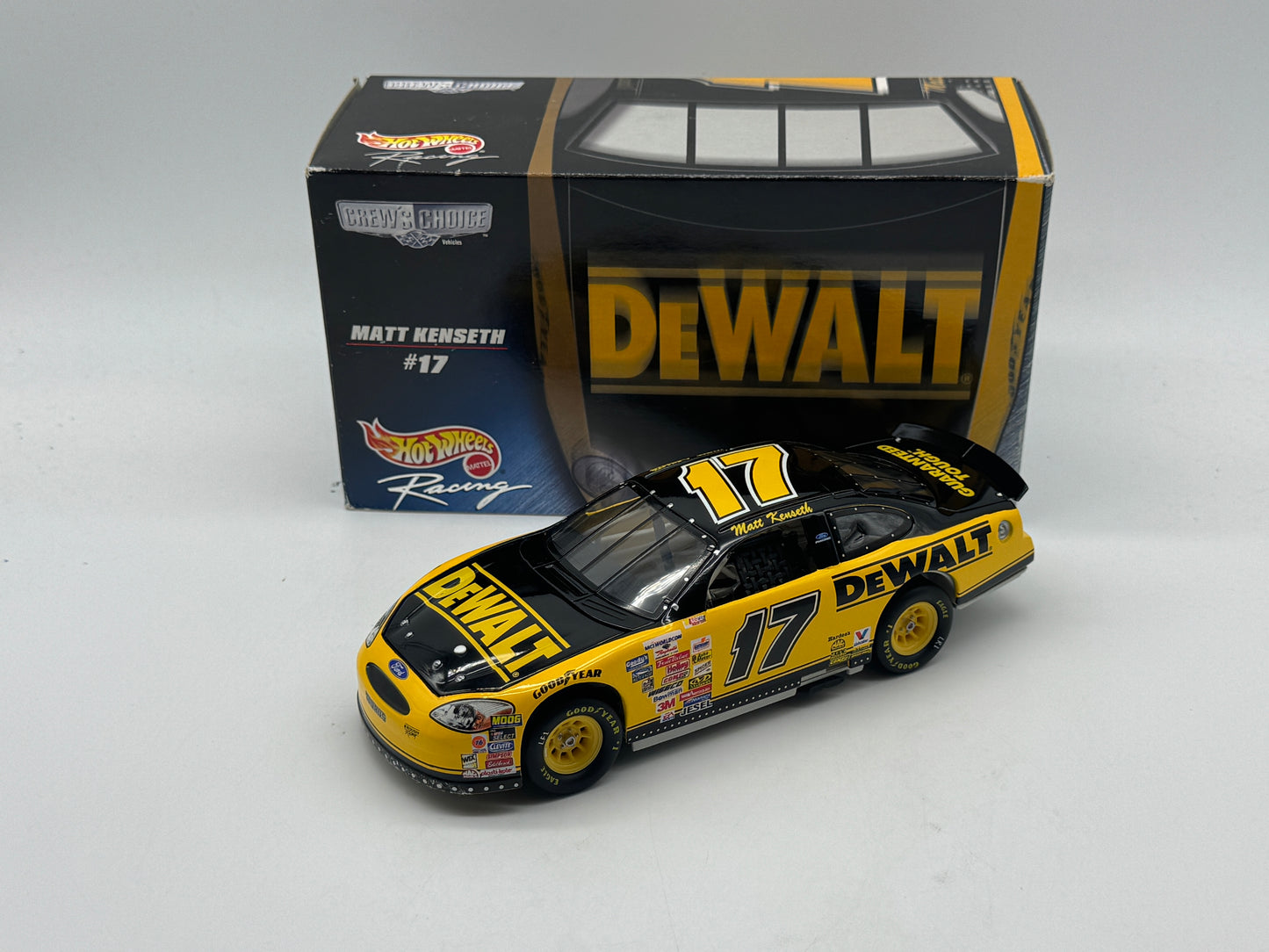 Item H355 - Matt Kenseth #17 Dewalt Hotwheels Crews Choice Nascar 2000