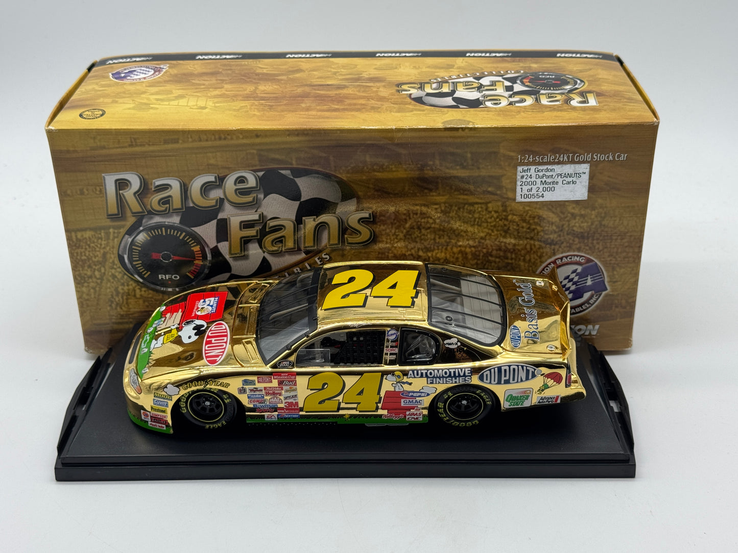 Item H419 - Jeff Gordon #24 DuPont/PEANUTS 2000 Monte Carlo Gold